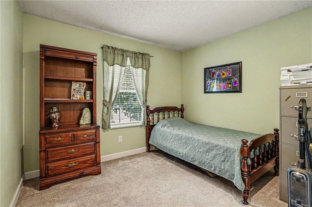 204 North Holder Road Independence, MO 64050 - Photo 13 of 28