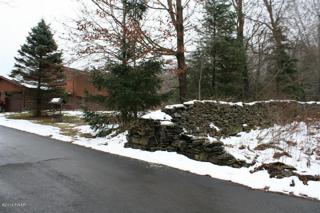 40 Cross Road Waymart, PA 18472 - Photo 9 of 9 Gallery Image 9
