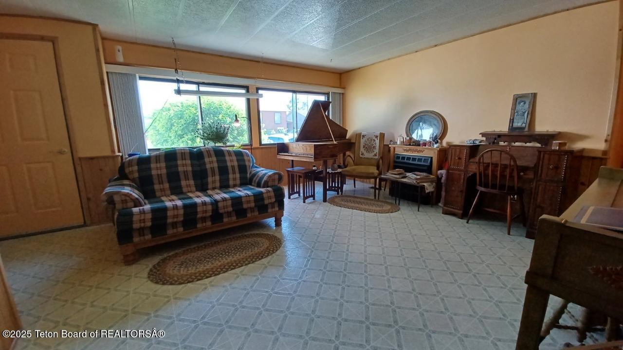 5 3rd Street Marbleton, WY 83113 - Photo 5 of 40 5 West Third St.