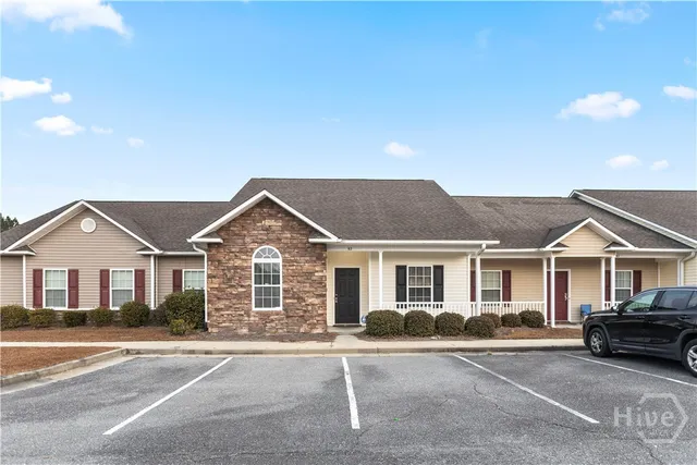 $164,900 | 401 Barry McCaffrey Boulevard, Hinesville, GA 31313