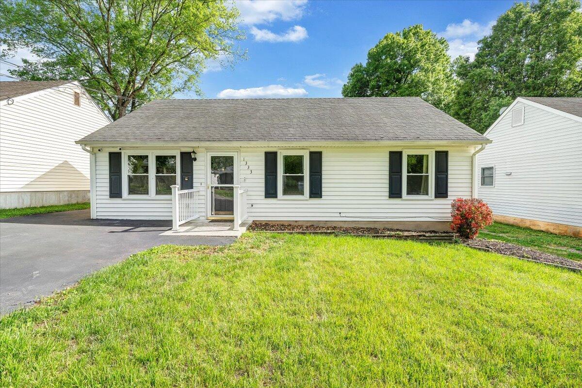 1333 Thomason Rd SE - Exterior