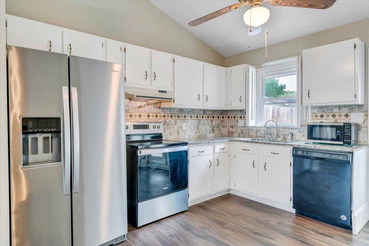 1333 Thomason Road Southeast Roanoke, VA 24014 - Photo 18 of 58 10-MIB08775
