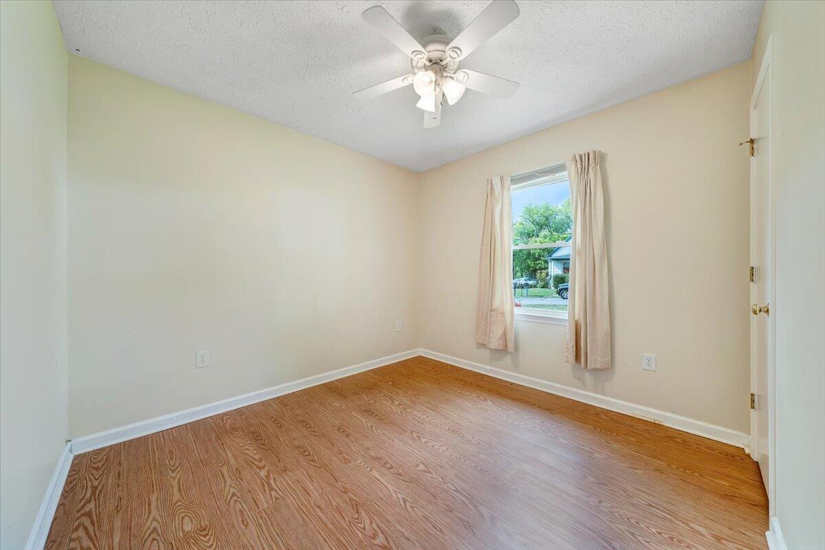 1333 Thomason Road Southeast Roanoke, VA 24014 - Photo 28 of 58 24-MIB08811