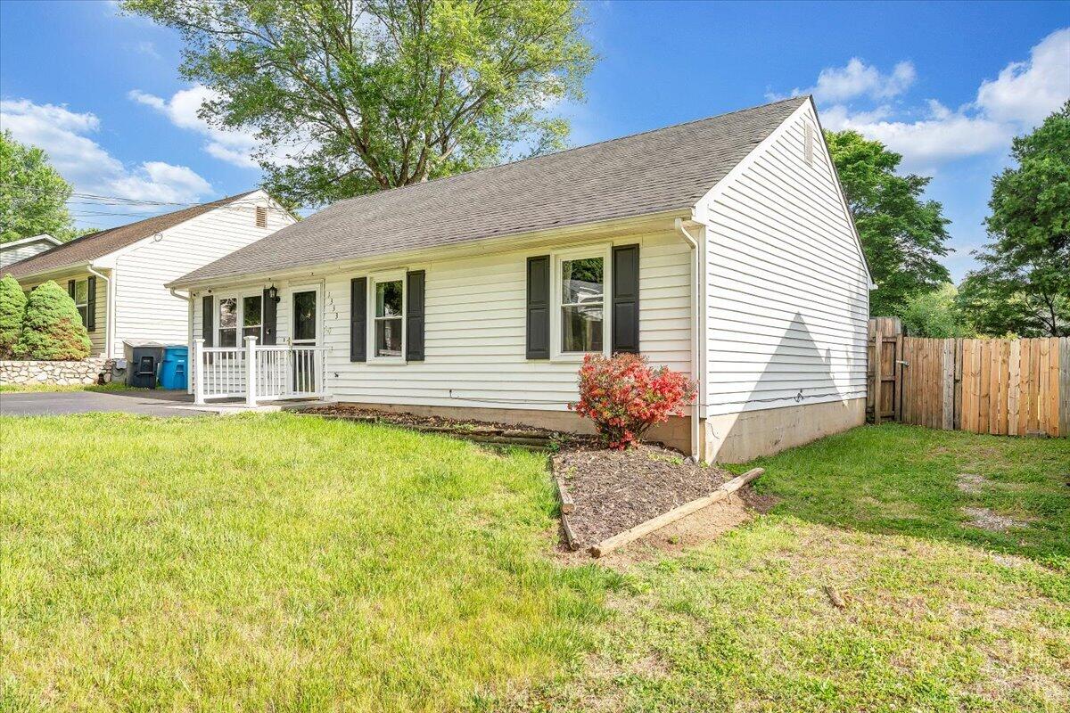 1333 Thomason Road Southeast Roanoke, VA 24014 - Photo 37 of 58 37-MIB08874