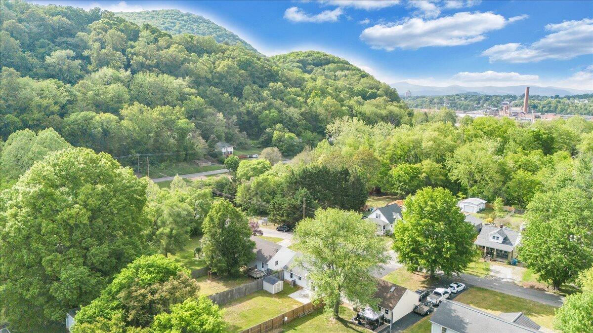 1333 Thomason Road Southeast Roanoke, VA 24014 - Photo 55 of 58 55-DJI_20260428170438_0010_D