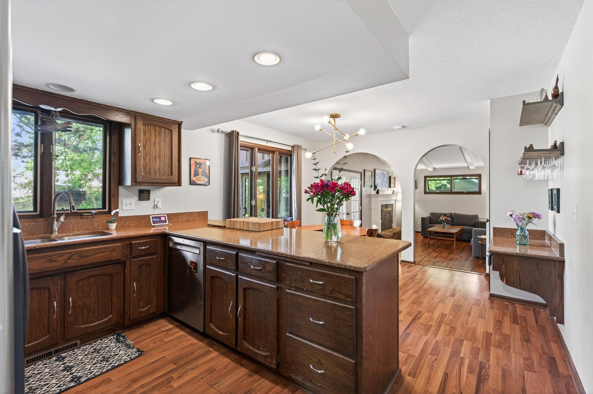 4008 MacAlaster Drive Northeast St. Anthony, MN 55421 - Photo 7 of 26