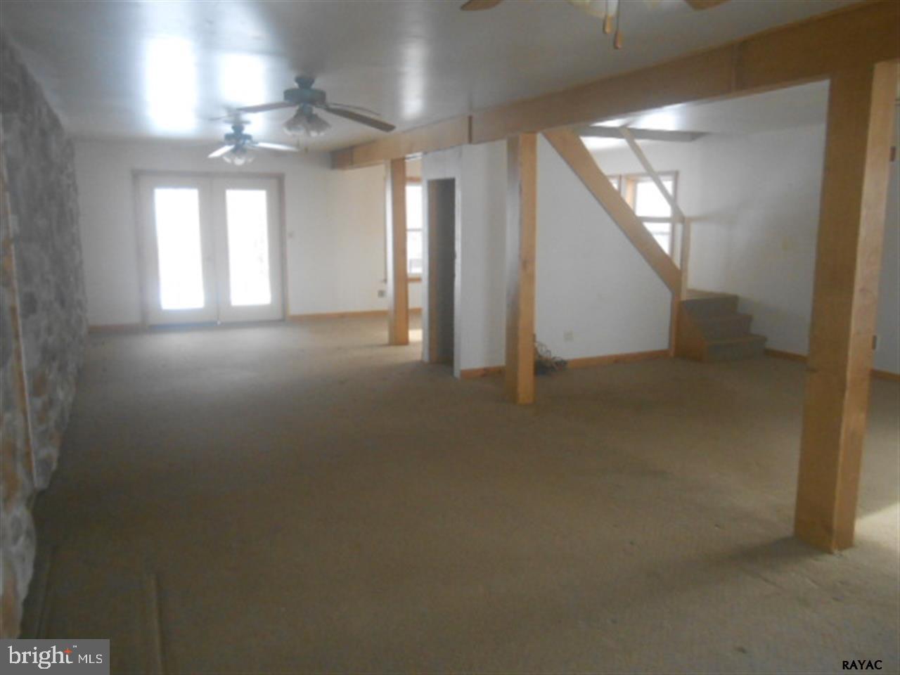 7248 Century Farms Road Felton, PA 17322 - Photo 4 of 11 Gallery Image 4