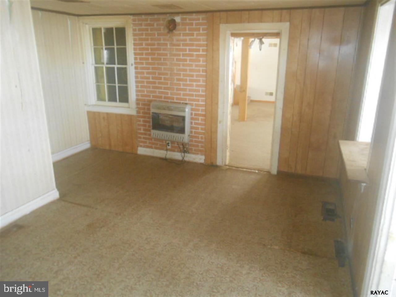 7248 Century Farms Road Felton, PA 17322 - Photo 5 of 11 Gallery Image 5