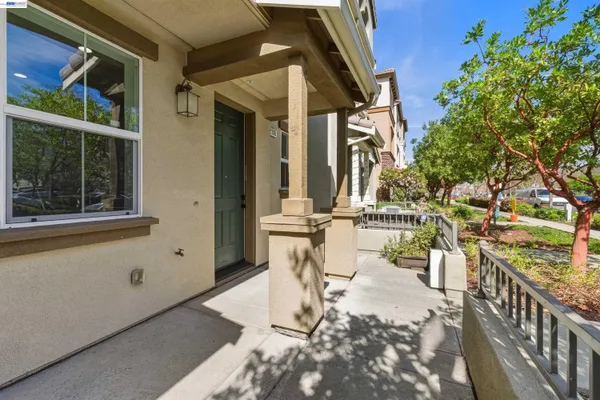 a view of an outdoor space