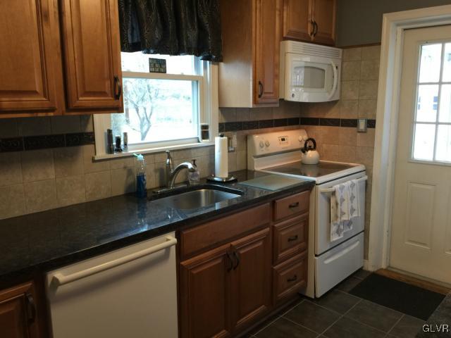 2602 Winston Road Bethlehem, PA 18017 - Photo 12 of 24 Gallery Image 12