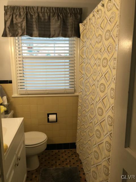 2602 Winston Road Bethlehem, PA 18017 - Photo 7 of 24 Gallery Image 7