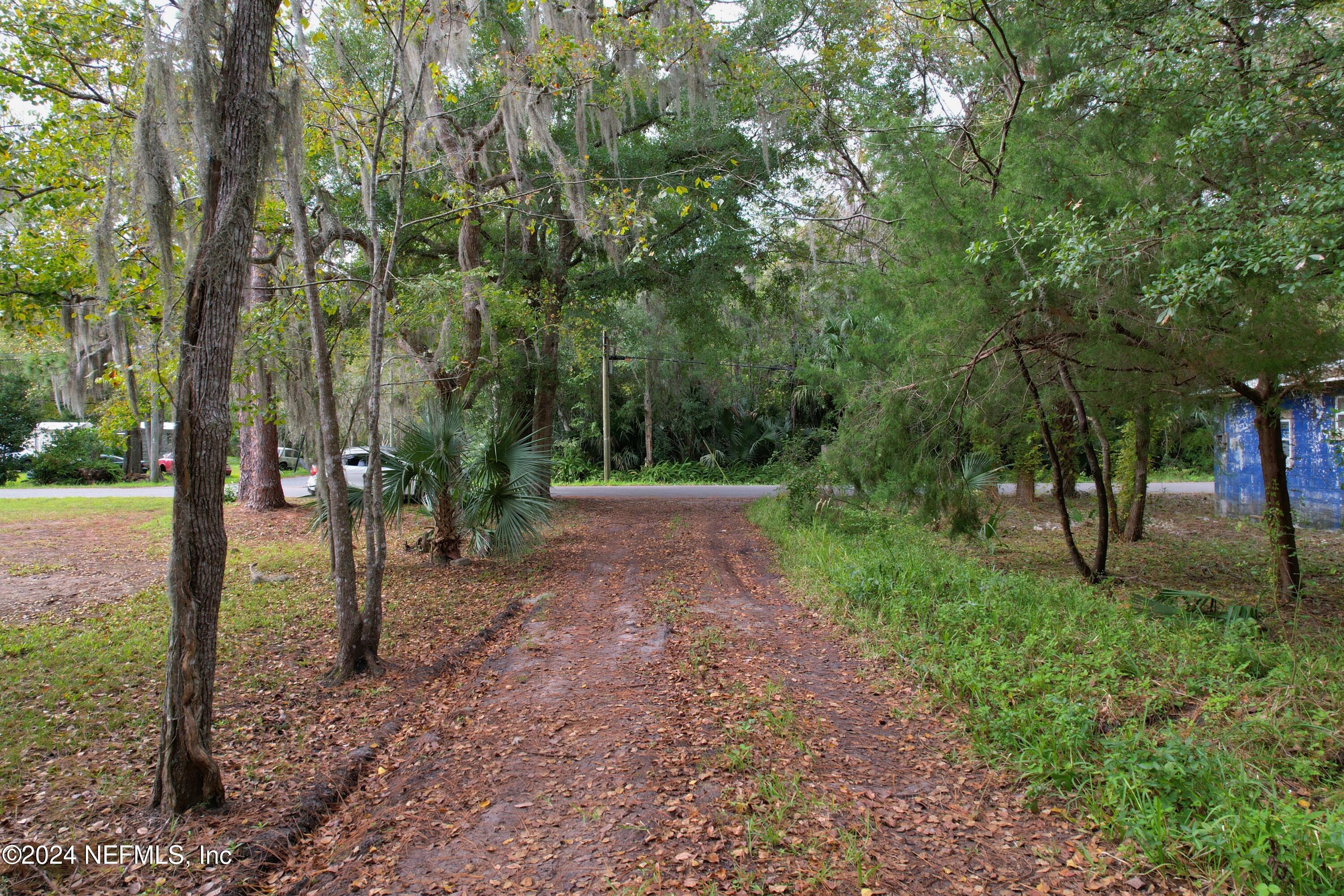 725 Helen Street St. Augustine, FL 32084 - Photo 4 of 15 4