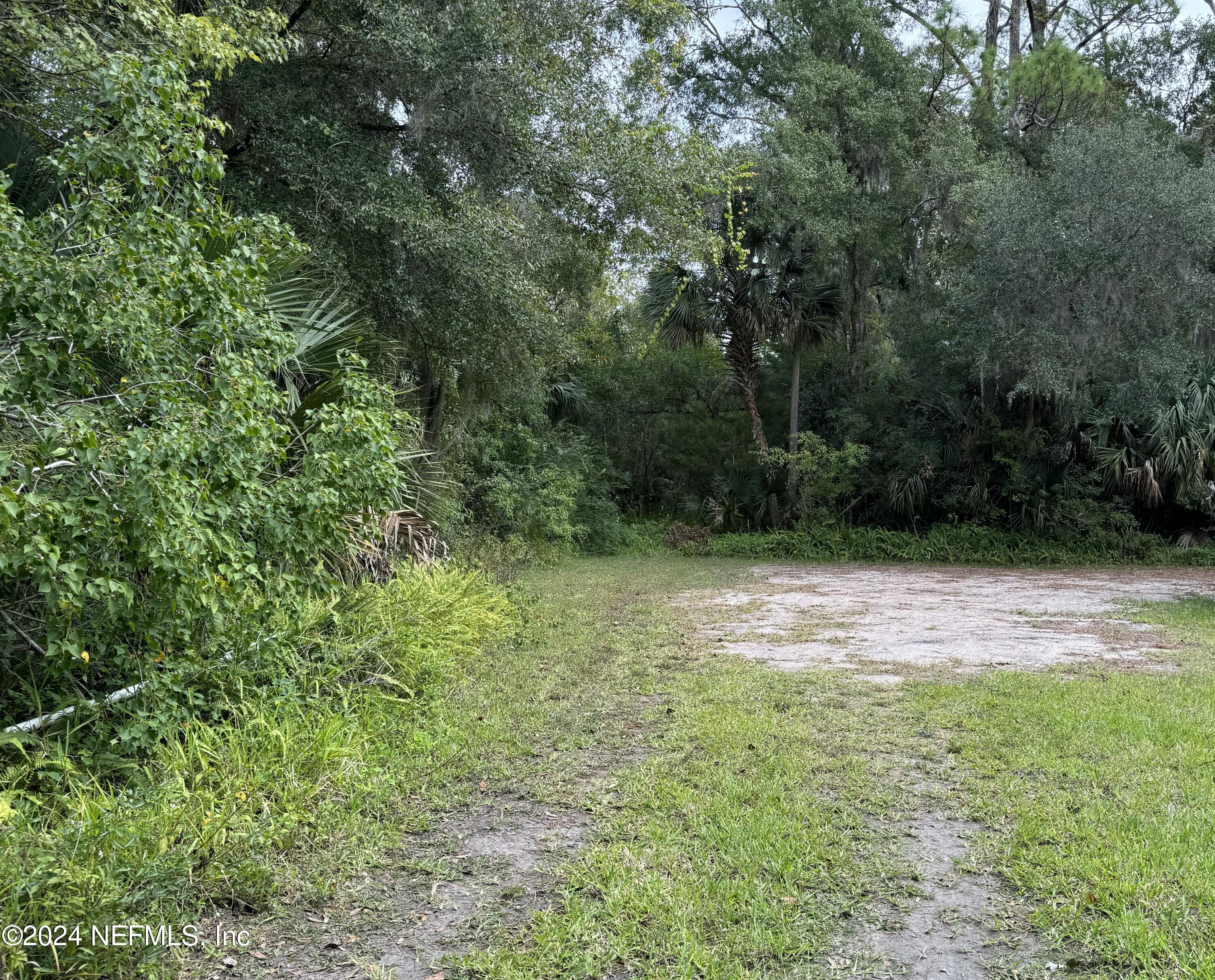 725 Helen Street St. Augustine, FL 32084 - Photo 10 of 15 2