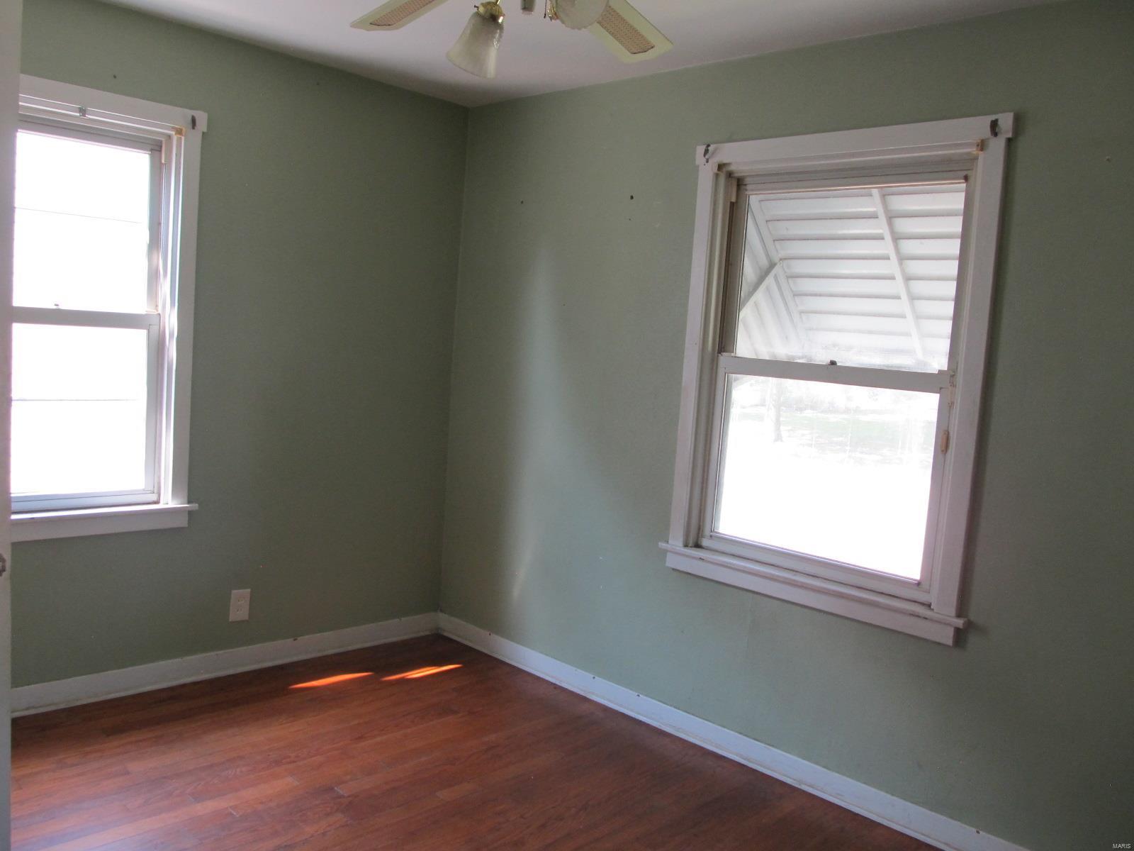 2872 Ralph Street Granite City, IL 62040 - Photo 8 of 12 Gallery Image 8