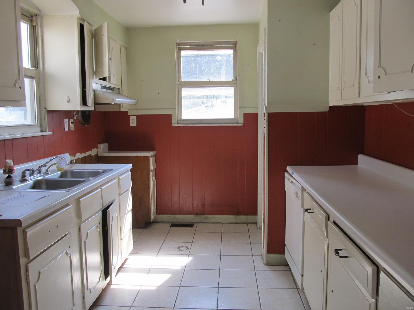 2872 Ralph Street Granite City, IL 62040 - Photo 9 of 12 Gallery Image 9