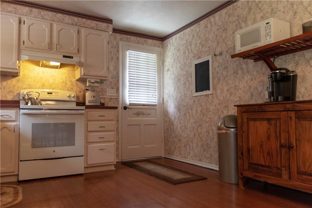 362 Van Meter Road Belle Vernon, PA 15012 - Photo 4 of 24 Gallery Image 4