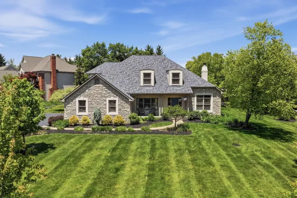 $885,000 | 536 Wynridge Court, Powell, OH 43065