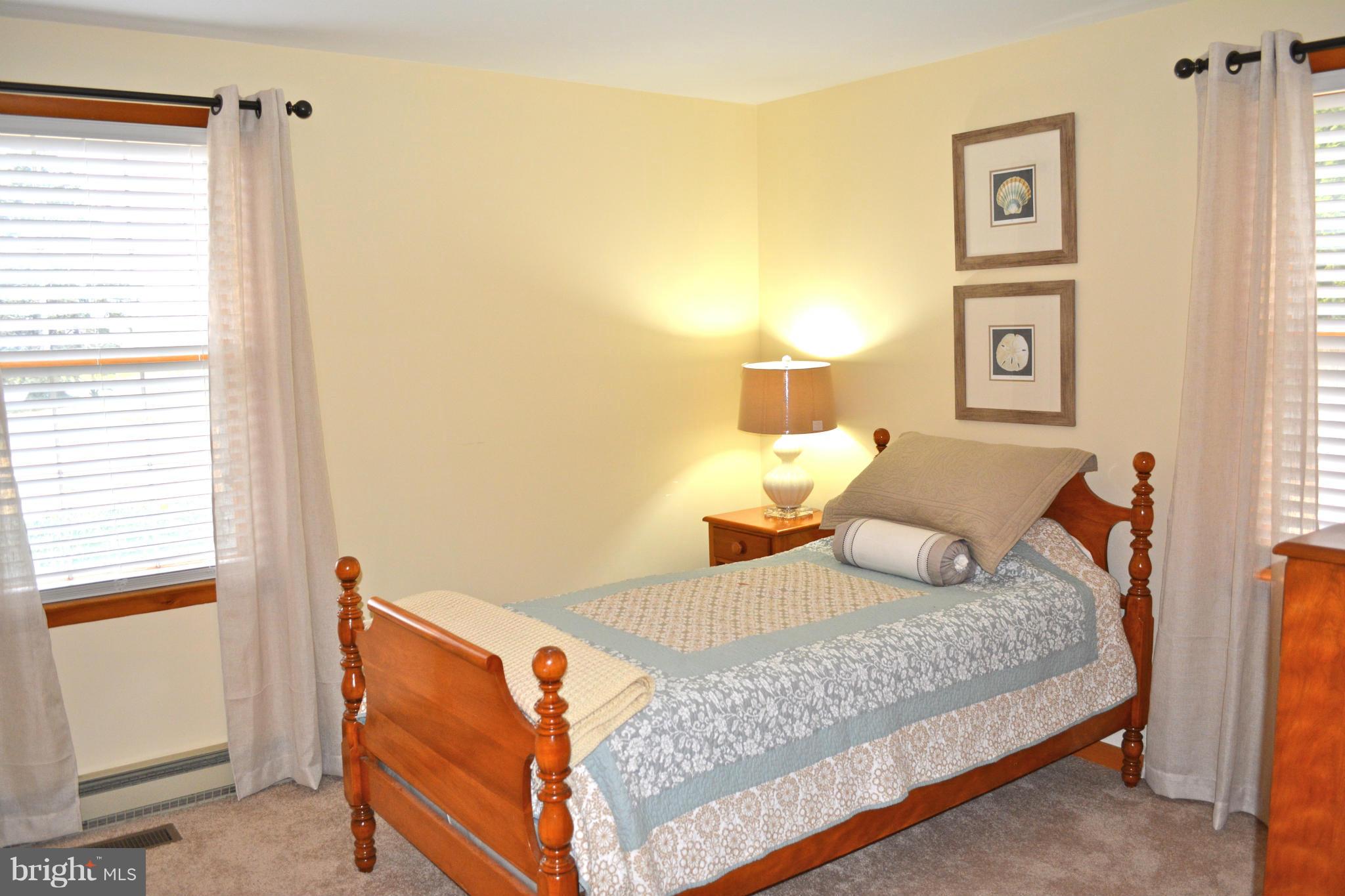 27817 Barnes Road Damascus, MD 20872 - Photo 15 of 30 Bedroom
