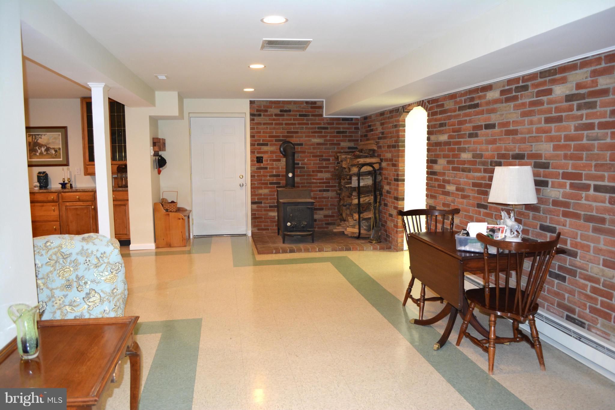 27817 Barnes Road Damascus, MD 20872 - Photo 20 of 30 Interior (General)