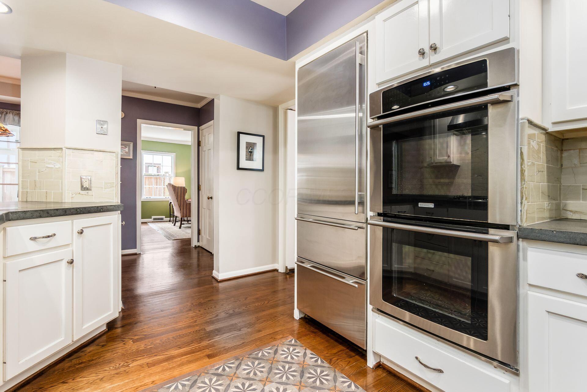 174 South Remington Road Columbus, OH 43209 - Photo 16 of 48 15_KITCHEN2