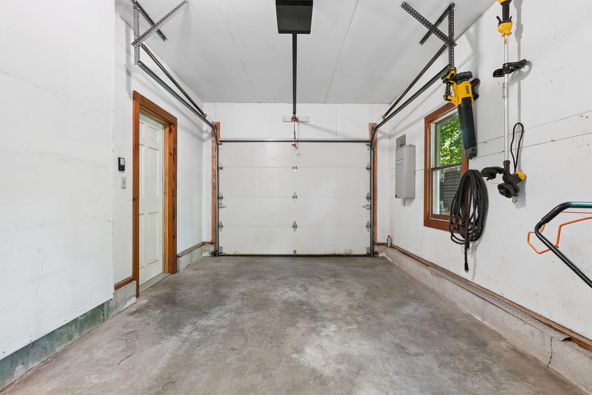 48 Old Winthrop Road Wayne, ME 04284 - Photo 37 of 56 Interior