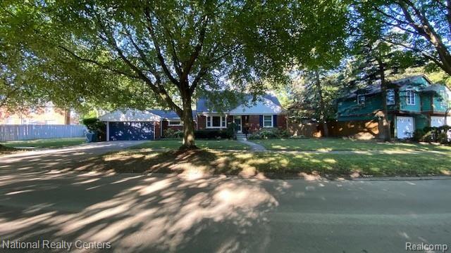 1736 Croft Road Birmingham, MI 48009 - Photo 22 of 24