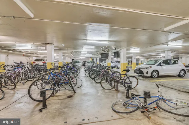 $2,500 | 950 25th Street Northwest, Unit 509N, Washington, DC 20037