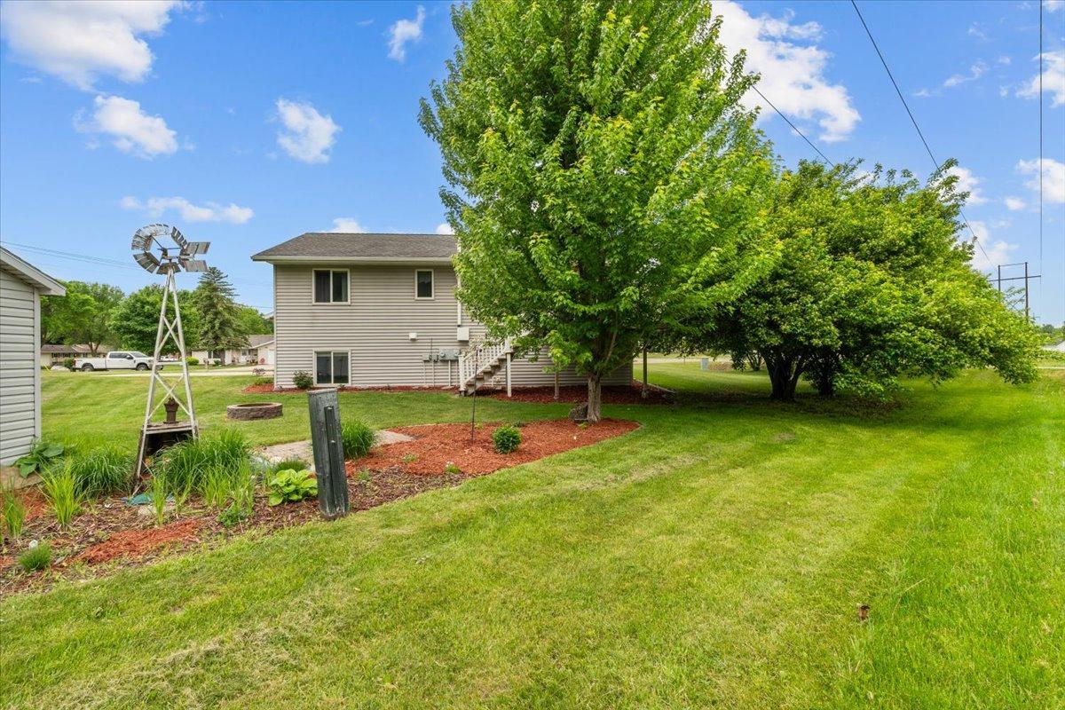 1230 Lenore Way Fergus Falls, MN 56537 - Photo 11 of 88