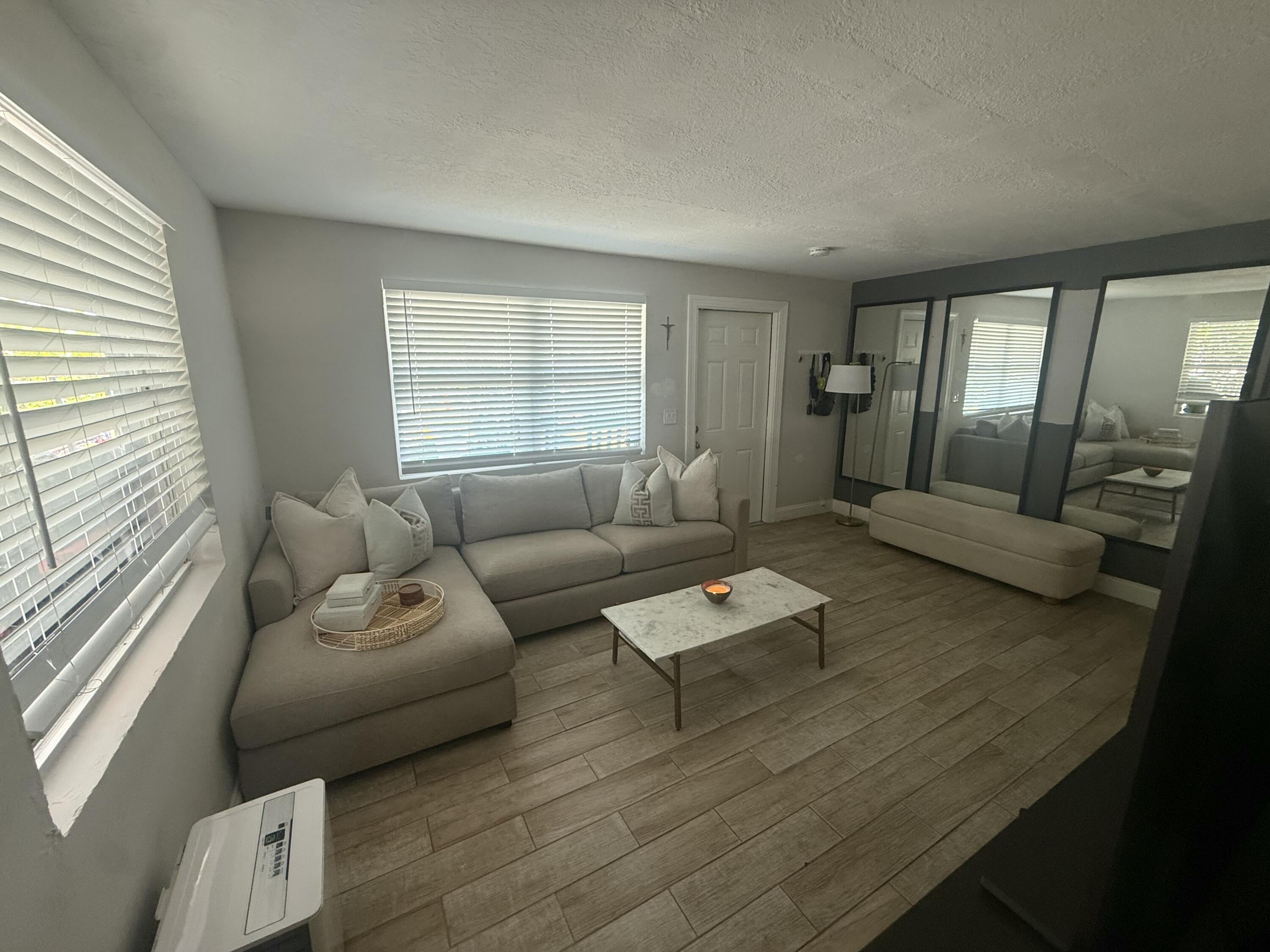 1209 West 34th Street Riviera Beach, FL 33404 - Photo 10 of 10 IMG_9754