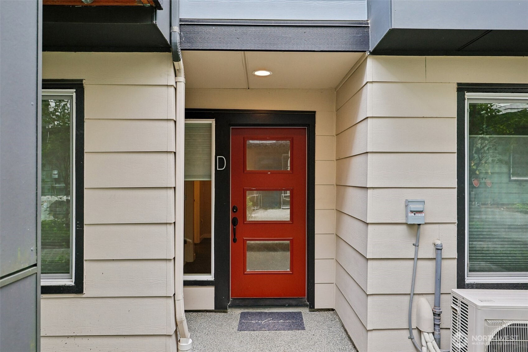 615 238th Street Southeast, Unit D Bothell, WA 98021 - Photo 2 of 37