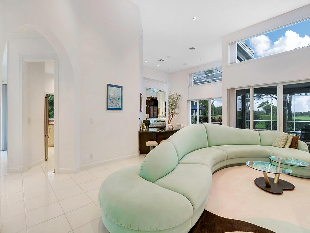 5808 Waterford Boca Raton, FL 33496 - Photo 12 of 36 Living Room