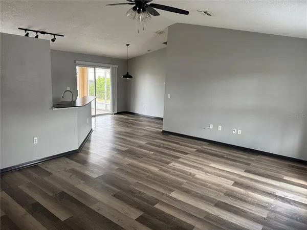 $1,895 | 6289 Mariner Boulevard, Spring Hill, FL 34609