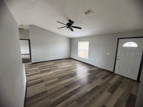 $1,895 | 6289 Mariner Boulevard, Spring Hill, FL 34609