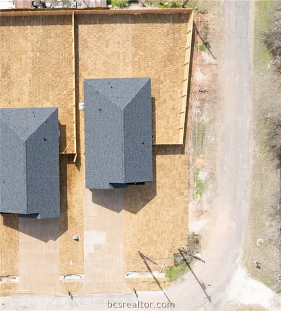 $269,999 | 209 Lock Lane, Bryan, TX 77803