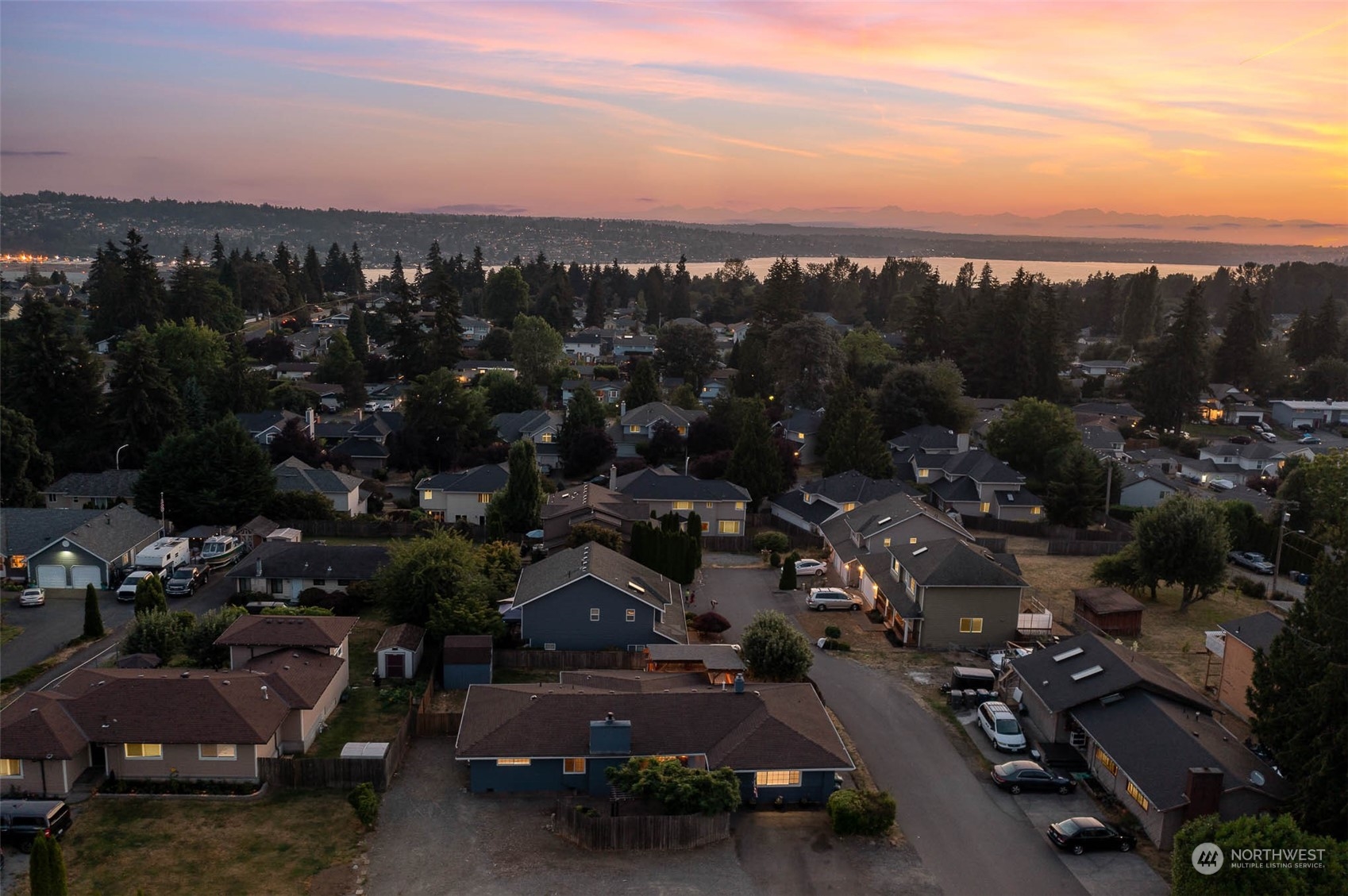 1709 Edmonds Avenue Northeast Renton, WA 98056 - Photo 3 of 31 a view of a city