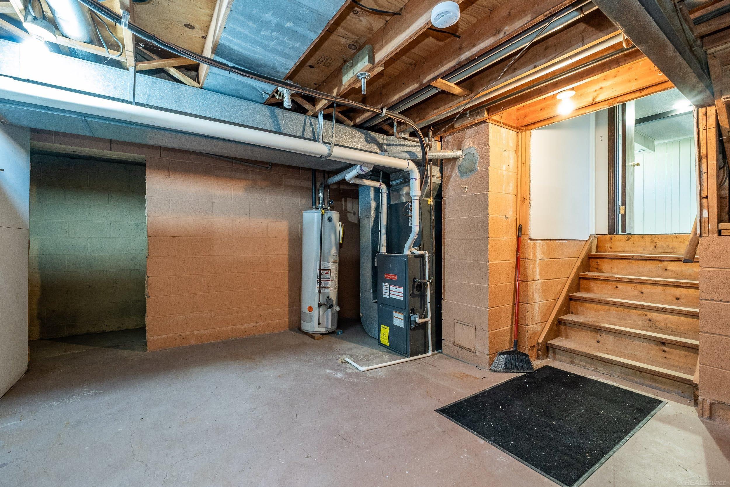 49225 Romeo Plank Road Macomb, MI 48044 - Photo 30 of 32 50171231-309dc426-b03a-4389-a9d3-9bca6ebc6c74.JPG