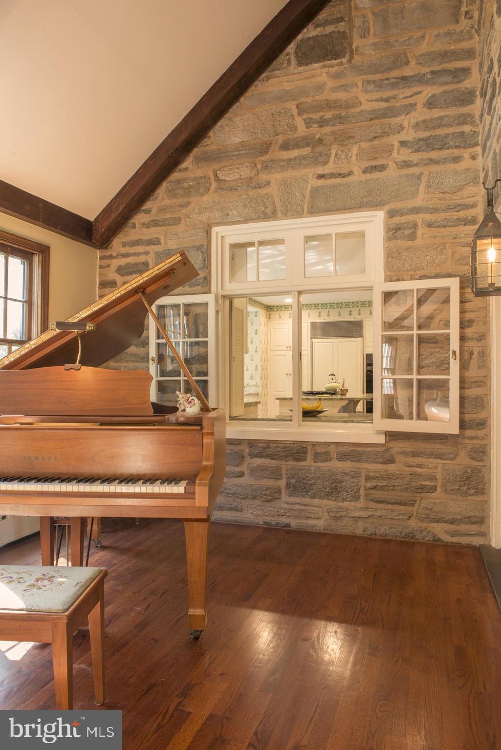 1346 Barrowdale Road Jenkintown, PA 19046 - Photo 12 of 53