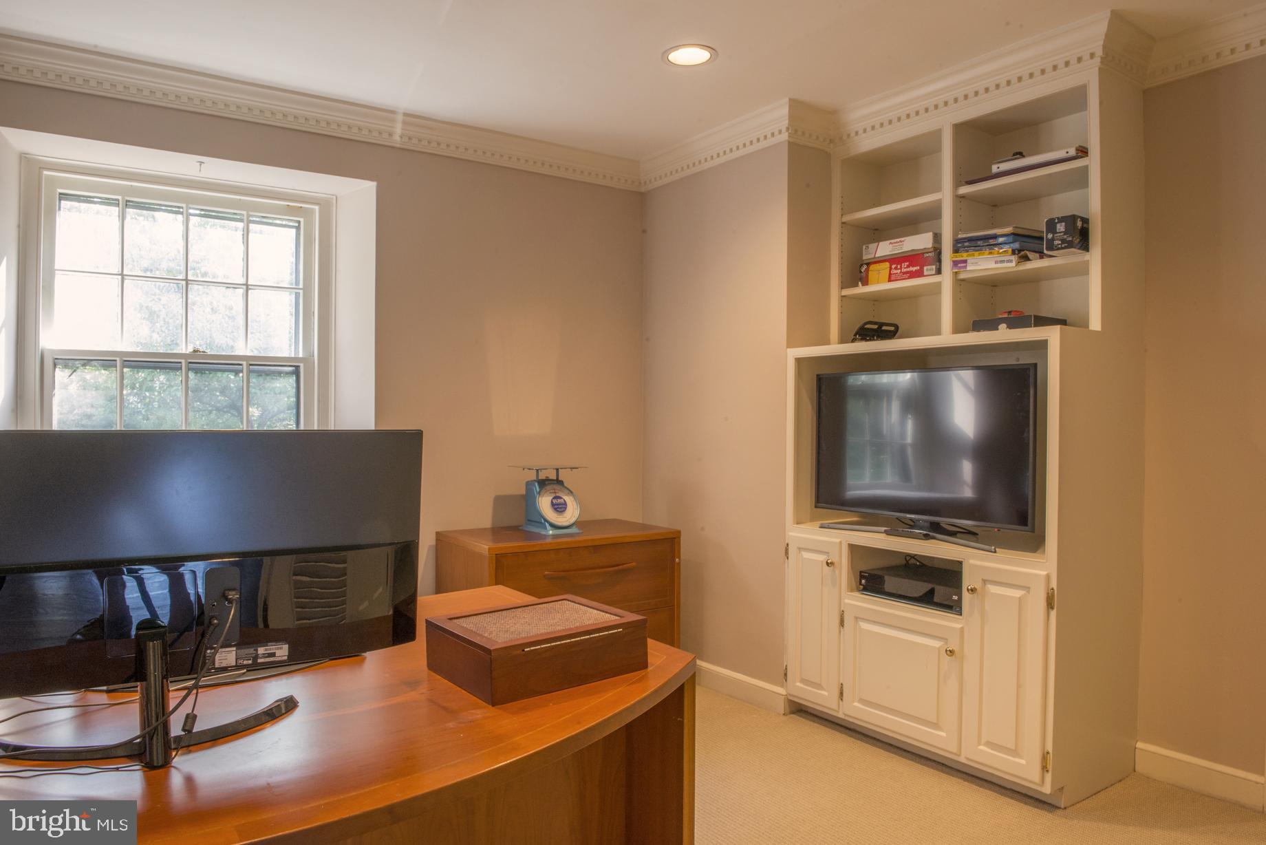 1346 Barrowdale Road Jenkintown, PA 19046 - Photo 28 of 53