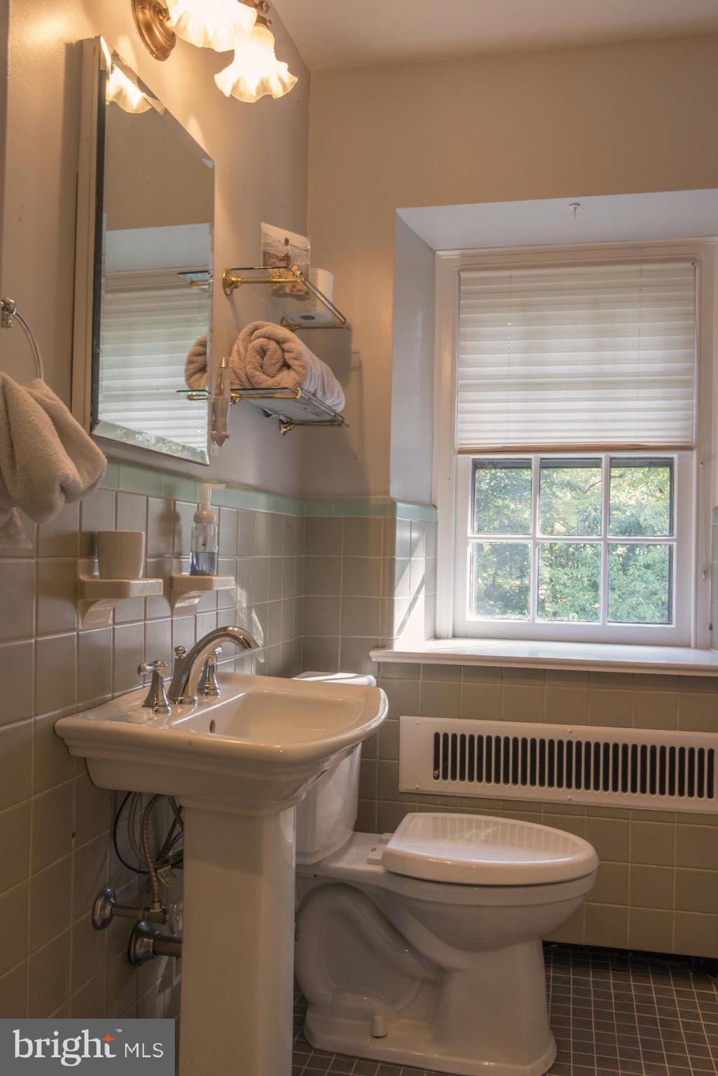 1346 Barrowdale Road Jenkintown, PA 19046 - Photo 42 of 53