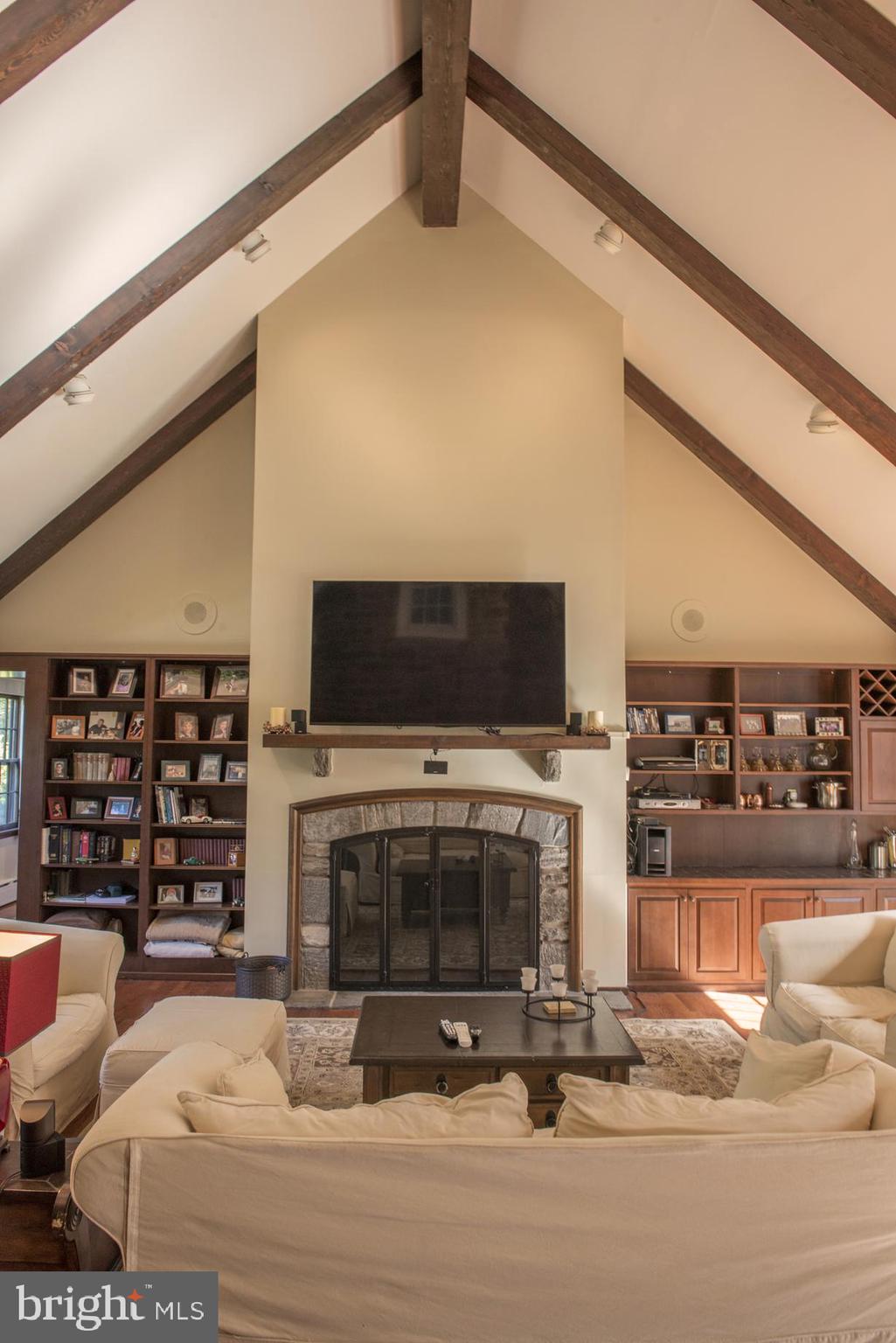 1346 Barrowdale Road Jenkintown, PA 19046 - Photo 7 of 53