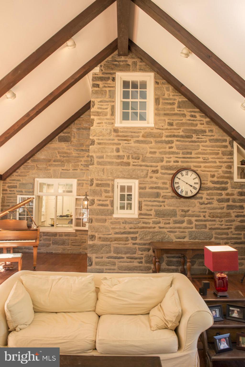 1346 Barrowdale Road Jenkintown, PA 19046 - Photo 8 of 53