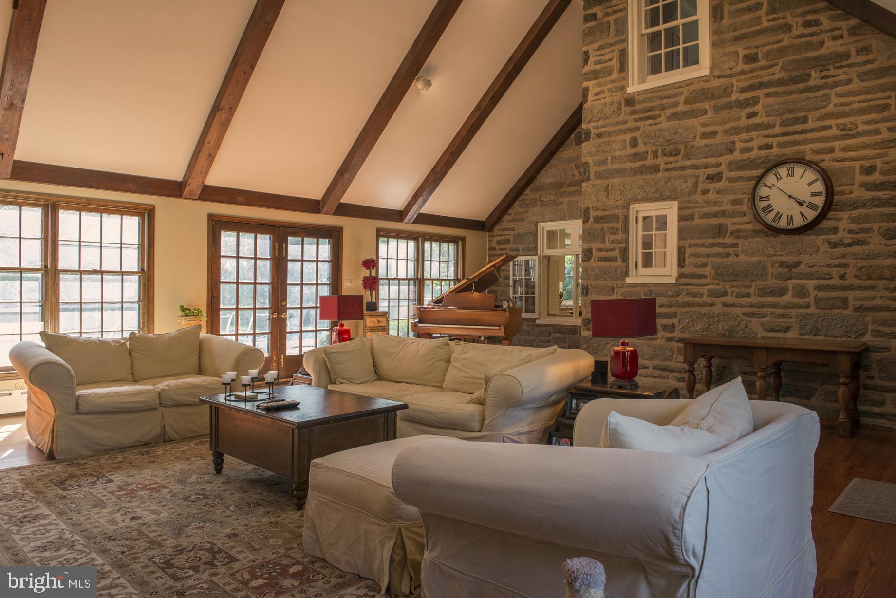 1346 Barrowdale Road Jenkintown, PA 19046 - Photo 10 of 53