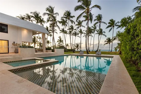 $4,700,000 | 0 7cw3 8f Las Terrenas, Dominican Republic, DR 32000