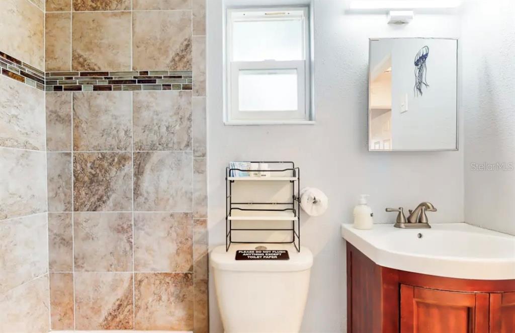 726 Stremma Road Largo, FL 33770 - Photo 15 of 17