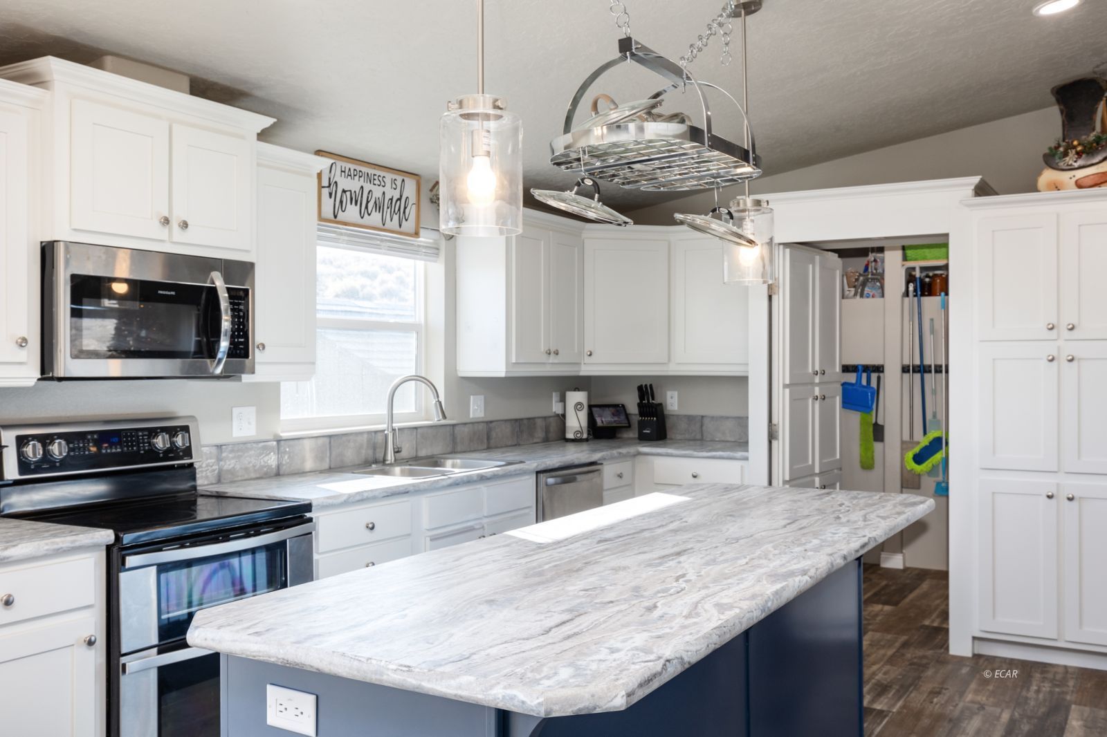 1019 Meadow View Drive Spring Creek, NV 89815 - Photo 14 of 48