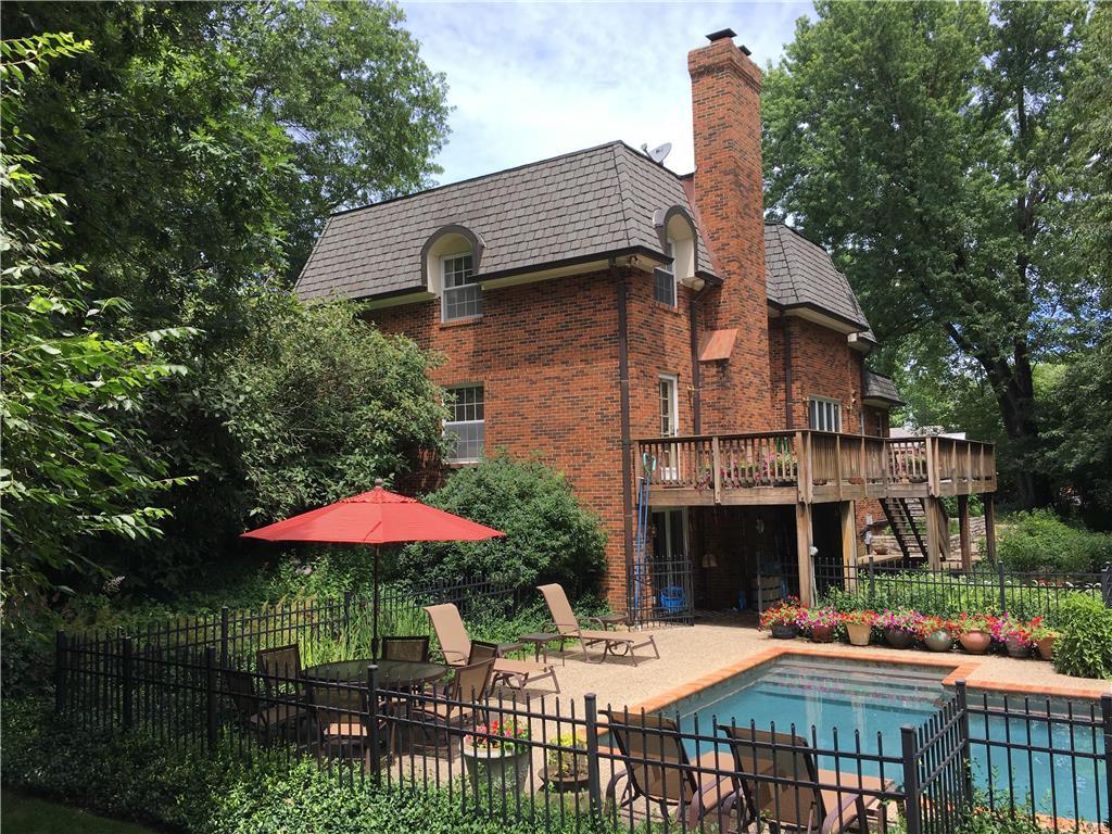 22 Dunleith Drive Ladue, MO 63124 - Photo 21 of 25