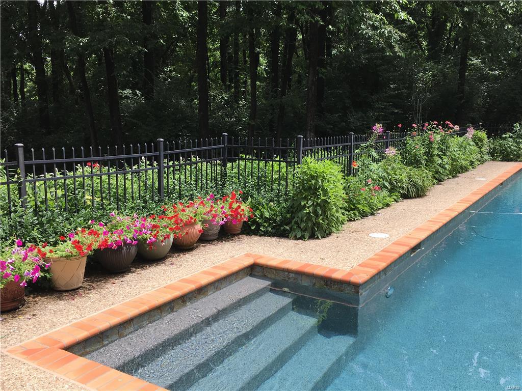 22 Dunleith Drive Ladue, MO 63124 - Photo 22 of 25