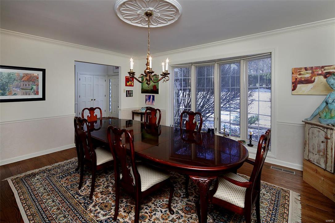 22 Dunleith Drive Ladue, MO 63124 - Photo 4 of 25