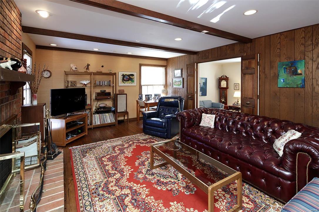 22 Dunleith Drive Ladue, MO 63124 - Photo 7 of 25