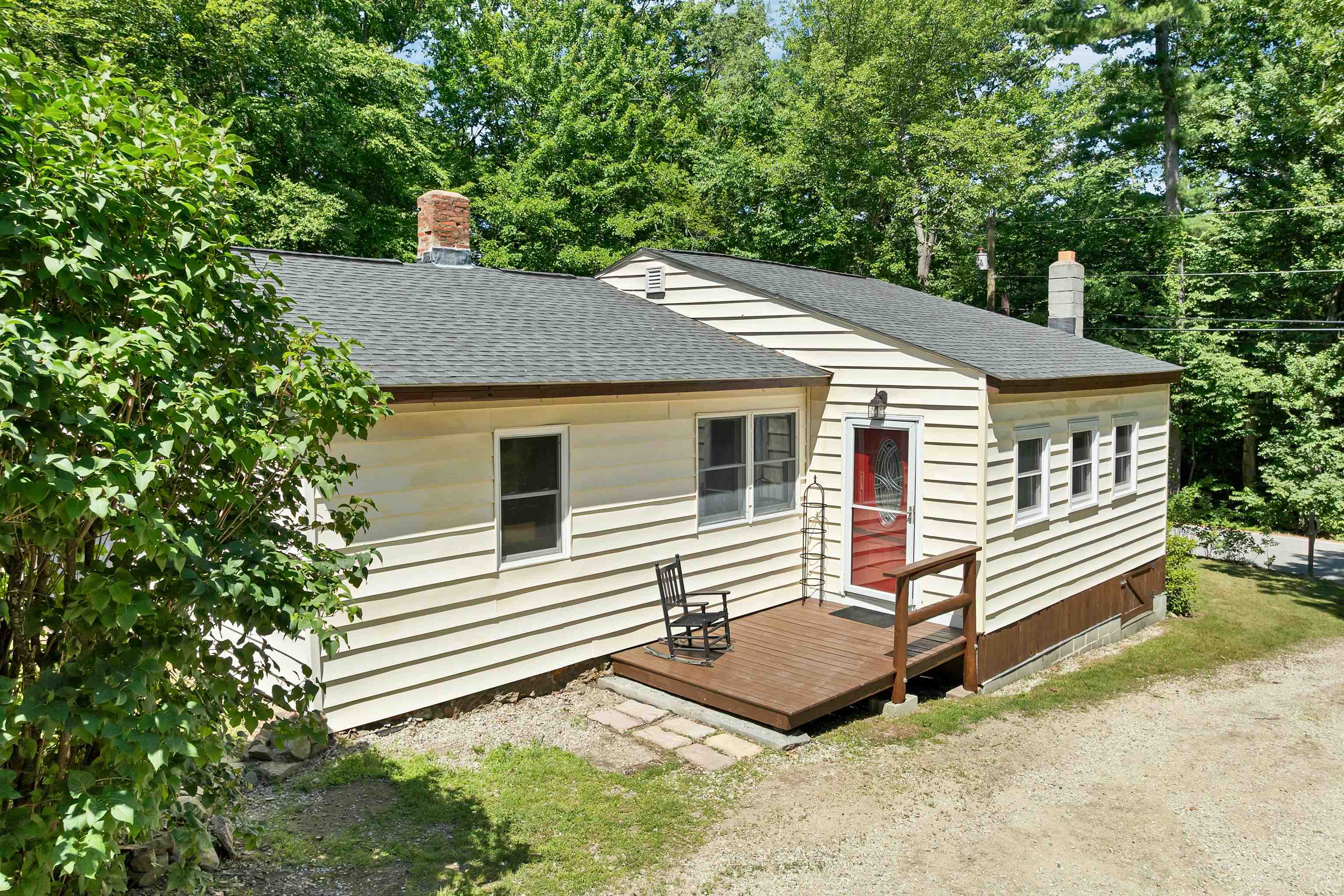 30 Roy Road Hooksett, NH 03106 - Photo 1 of 58
